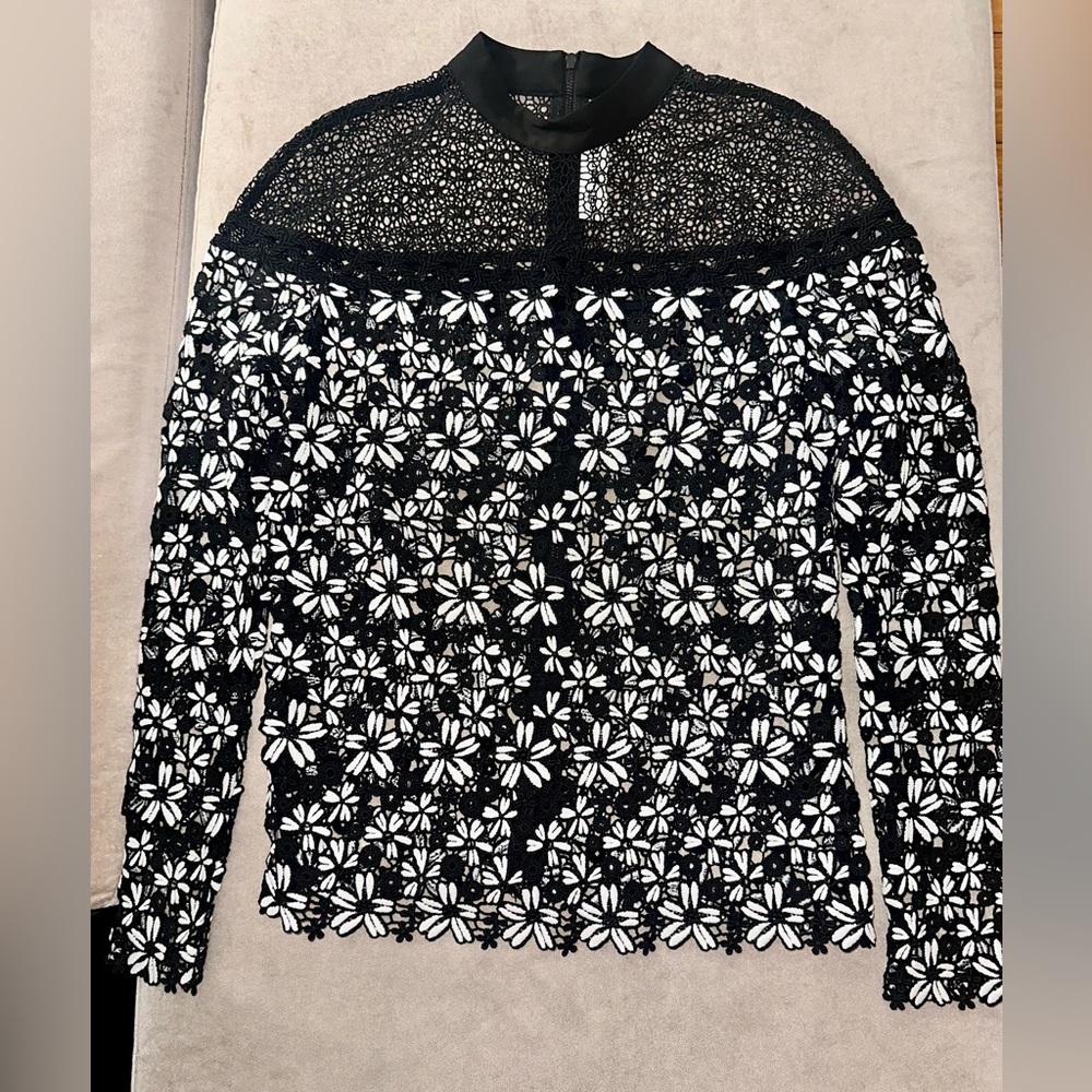 SELF PORTRAIT floral embroidered blouse
